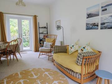 Holiday House for 4 People in Lyme Regis, Jurassic Coast, Photo 4