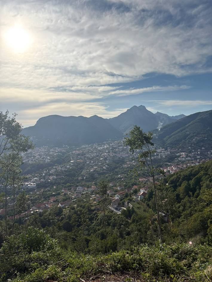 Ganze Wohnung, Ferienwohnung 'Bella Veduta Luna' mit Meer- und Bergblick, WLAN und Klimaanlage in Pianillo, Agerola