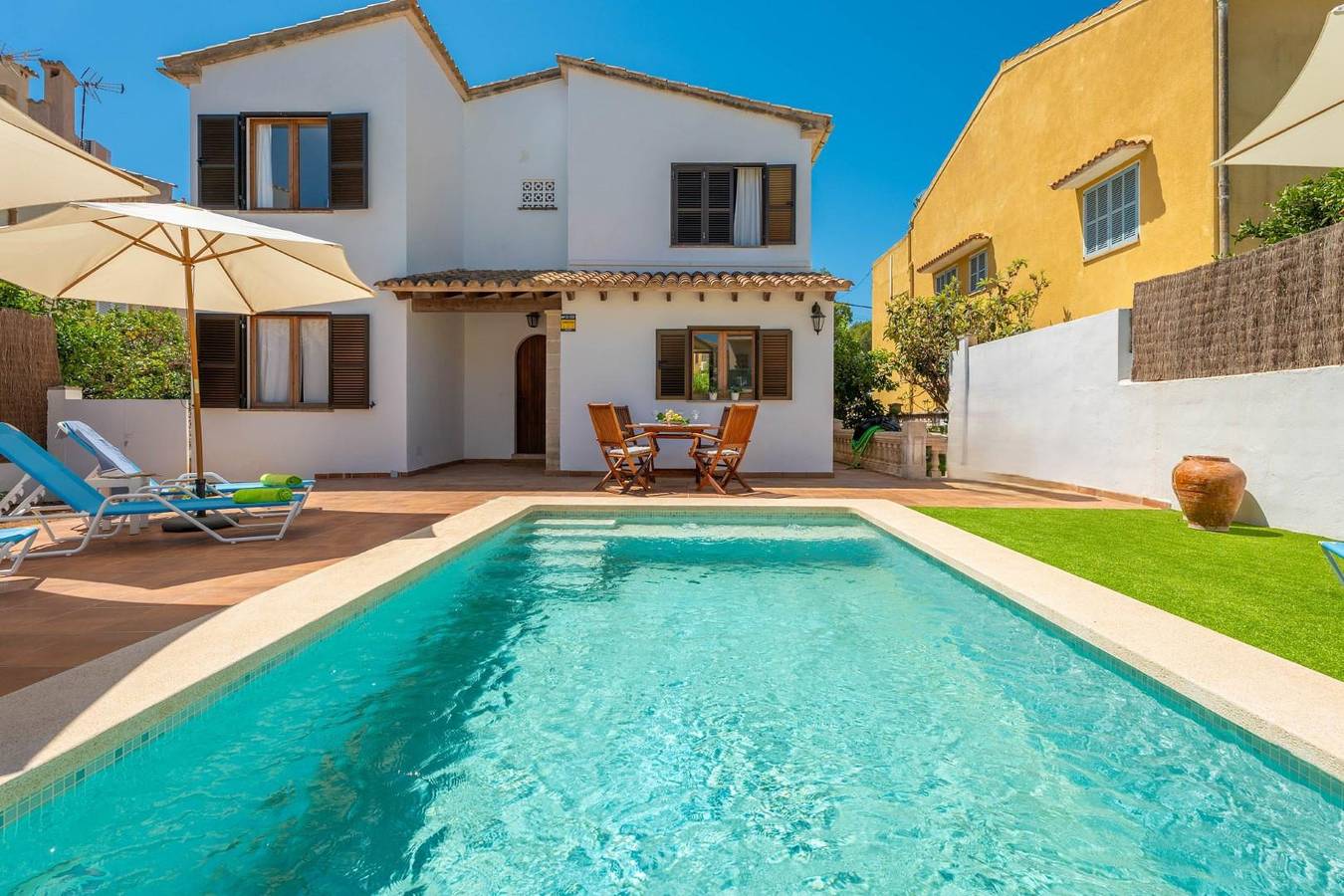 Ca'N Torronet -  Encantadora casa de verano con piscina privada y cerca de la playa. Wifi gratis. in Puerto de Alcúdia, Alcúdia