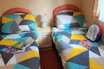 Glamping for 8 People in Poole, Poole Harbour, Photo 3