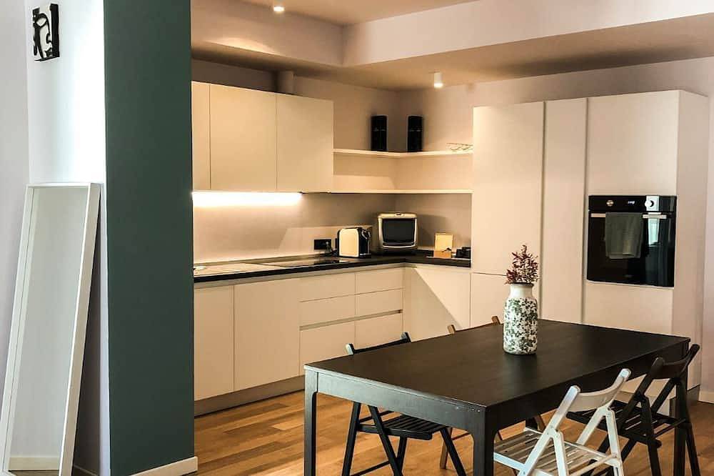 Apartamento entero, Rita House. in Brescia, Montañas Garda