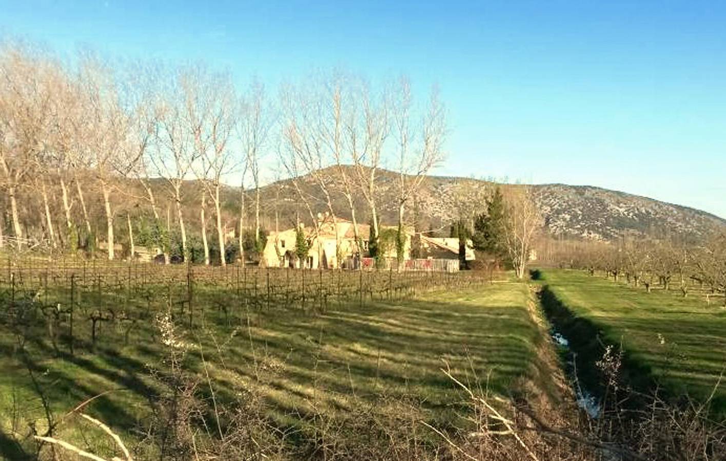 Rückzugsort mit Bergblick, Pool, Garten und WiFi in Malaucène, Parc naturel régional du Mont-Ventoux