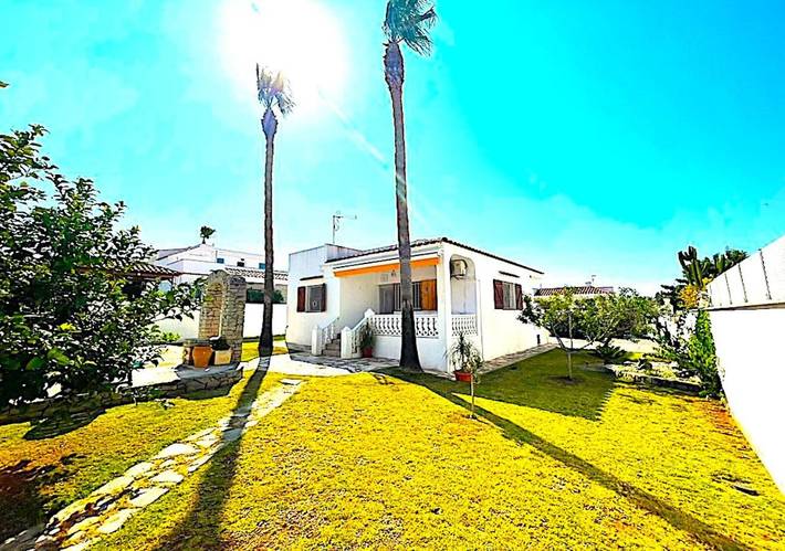 Chalet para 5 personas, con jardín además de vistas y piscina, Familias con niños en Provincia de Castellón - 4