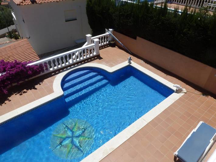 Villa pour 4 personnes, avec jardin et balcon à Roses - 2
