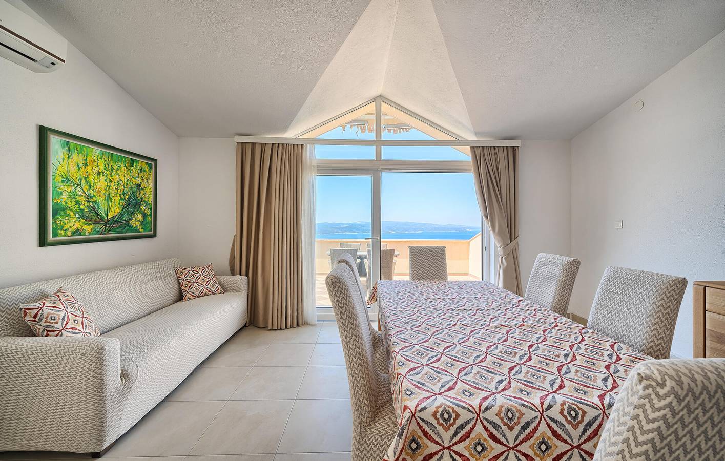 Ganze Ferienwohnung, Gemütliches Apartment mit Pool und Terrasse in Baska Voda, Makarska Riviera