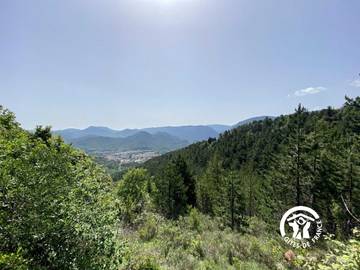 Gîte pour 4 personnes, avec jardin dans l' Aude