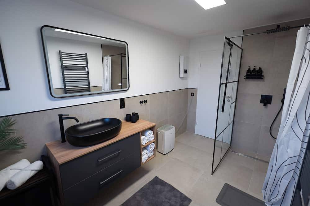 Ganze Wohnung, Apart79 Modern Industrial Design 3Room with Terrace und Garden Free Parking in Hamm, Ruhrgebiet