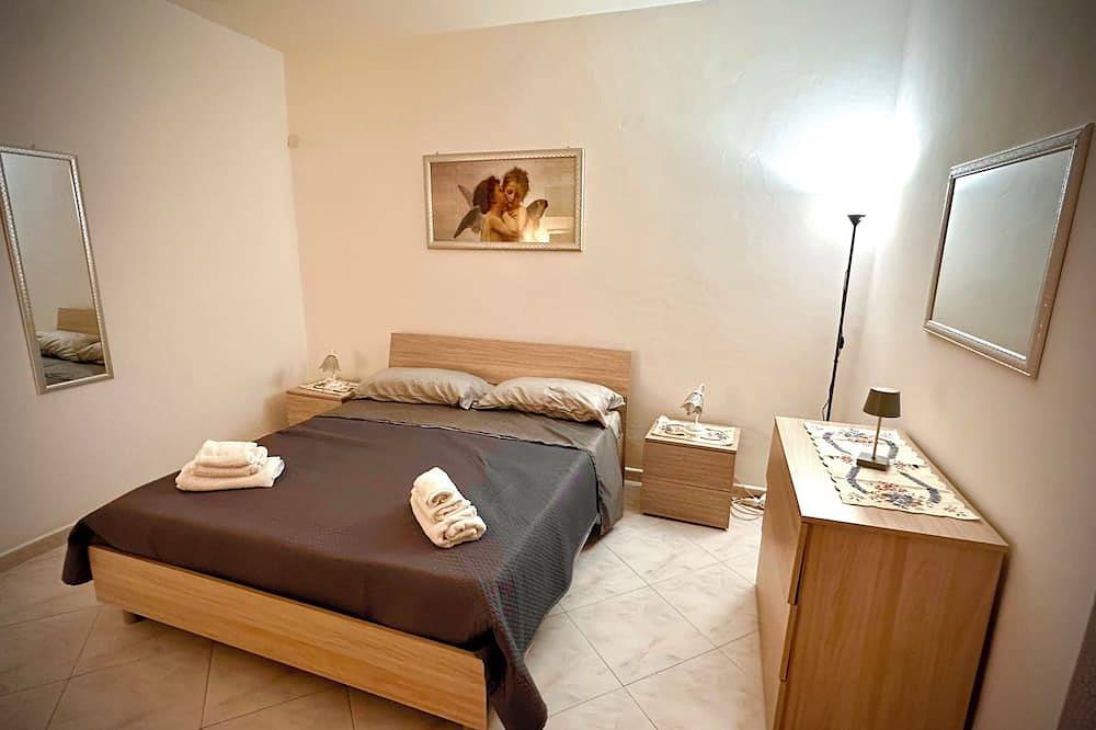 Appartement entier, La Dimora Dei Tre Delfini, Historic Center, Capaccio (Sa) Cin: It065025C2M2Gq7Y7C in Capaccio, Cilento