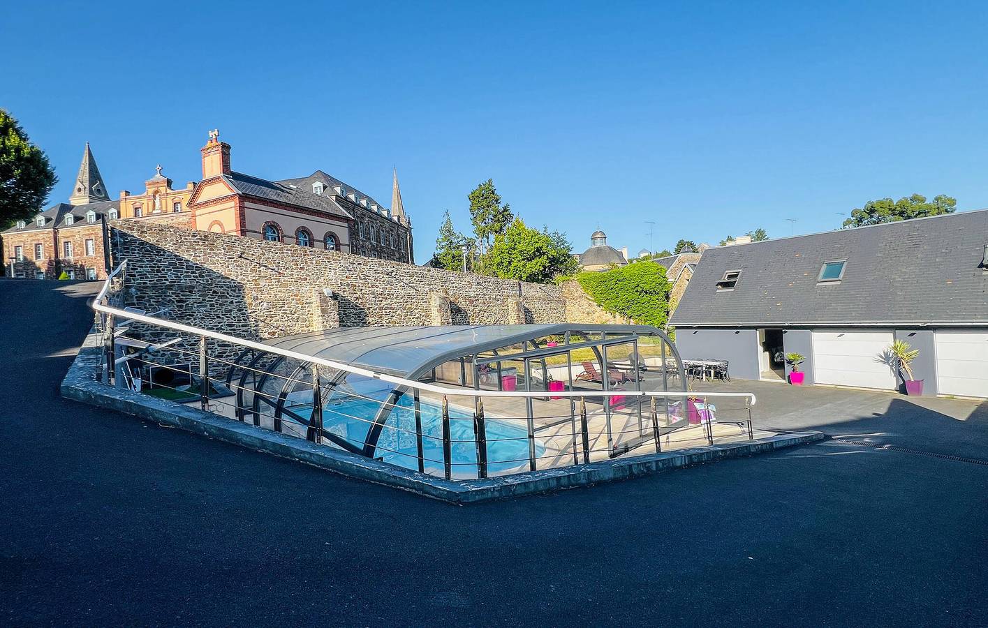 Charmant appartement à Coutances avec piscine et Wi-Fi in Coutances, Région de Coutances