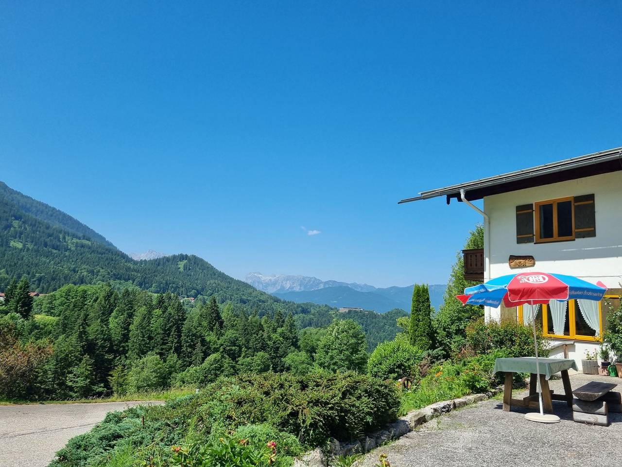 Ganze Ferienwohnung, Brandnerhof - Ferienwohnung Kehlsteinblick, 70qm für 4 Personen, 2 sep. Schlafzimmer, Balkon in Obersalzberg, Berchtesgaden