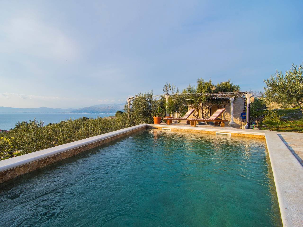 Villa für 4 Personen mit Meerblick in Supetar, Brac