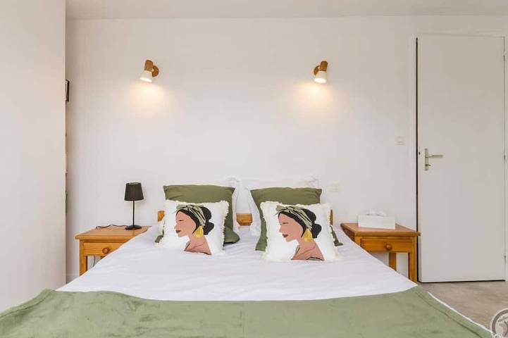 Gîte pour 4 personnes, avec Terrasse et Jardin dans Saint Sauveur De Pierrepont - 4