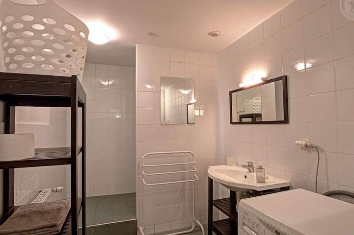 Gîte pour 4 personnes, avec jardin à Véranne - 4