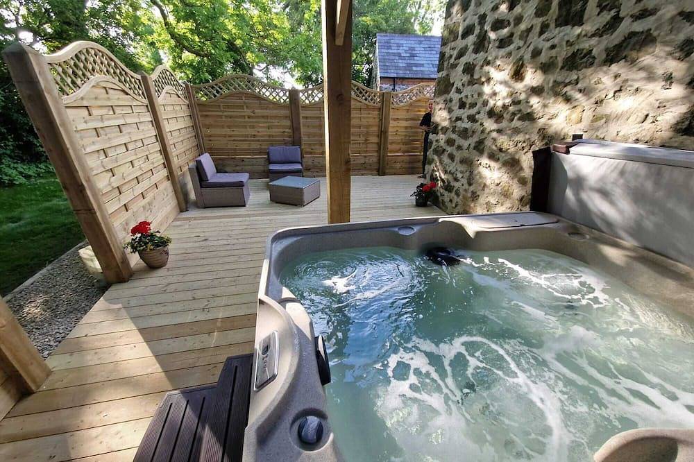 Scheune-Superking-Eigenes Badezimmer-Blick auf die Landschaft in Grafschaft Antrim