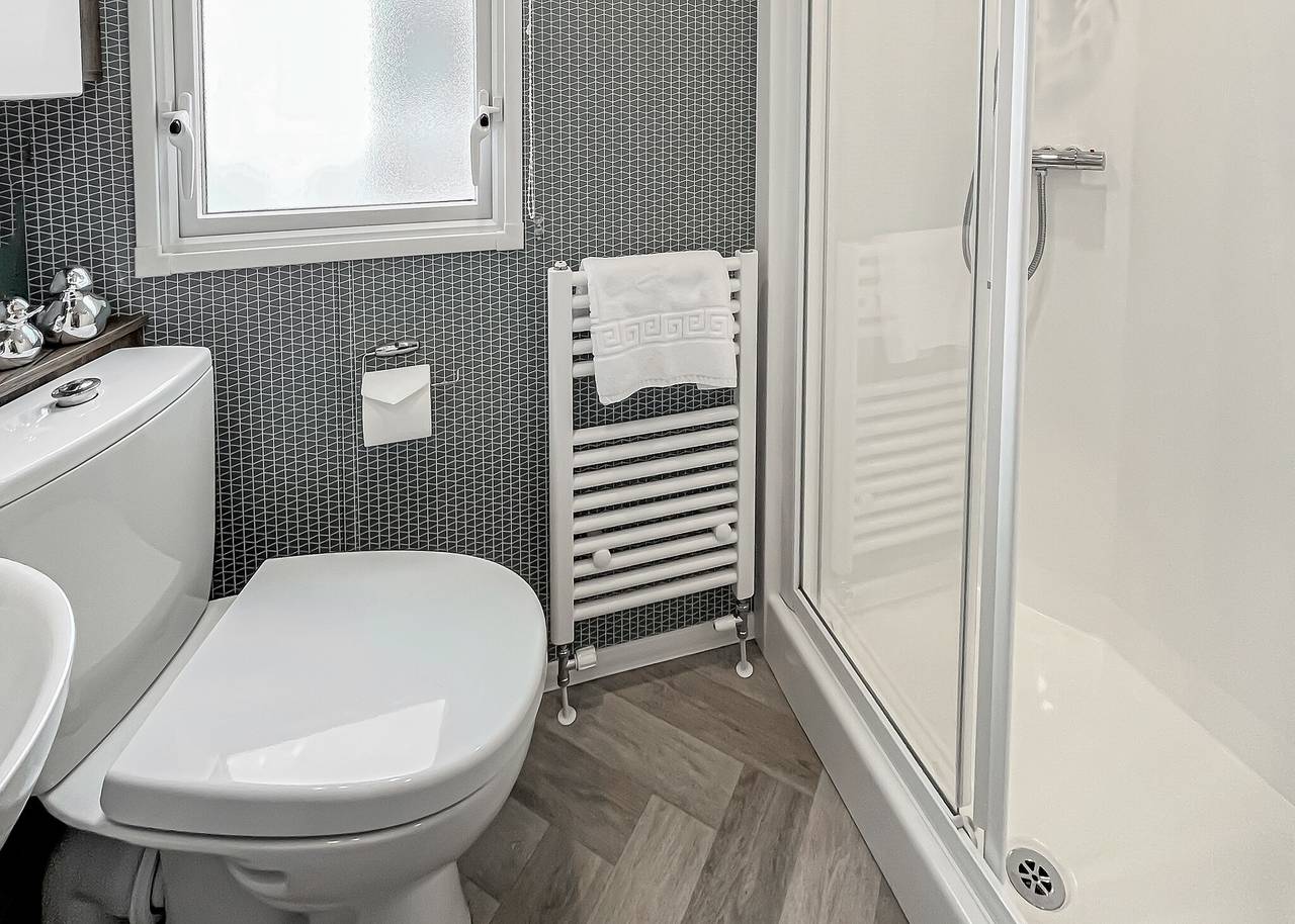 Superior 2 Pet in Llwyngwril, Snowdonia