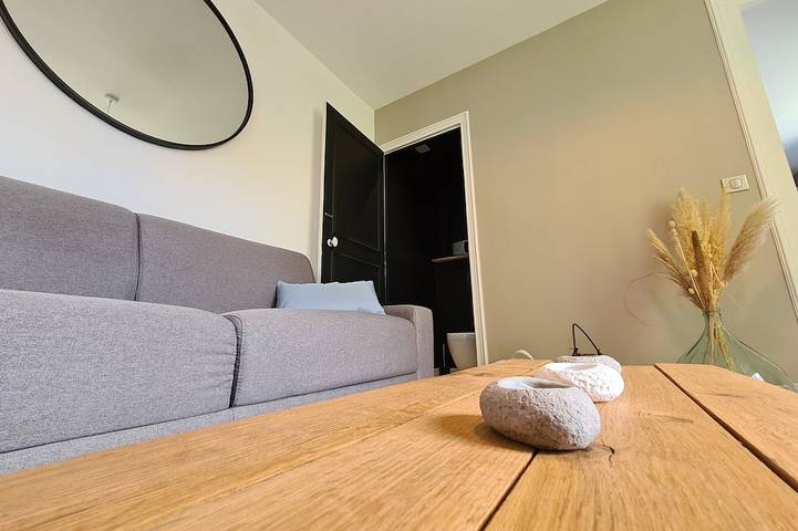 Ganze Wohnung, Apartment-Superior-Balkon-Ensuite mit Dusche in Vernon (Normandie), Évreux und Umgebung