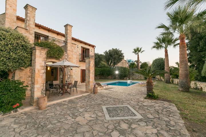 Ferienhaus für 6 Personen, mit Garten und Pool - 1