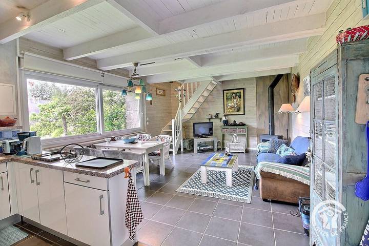 Gîte pour 2 personnes, avec terrasse et jardin à Saint-Quay-Perros - 4