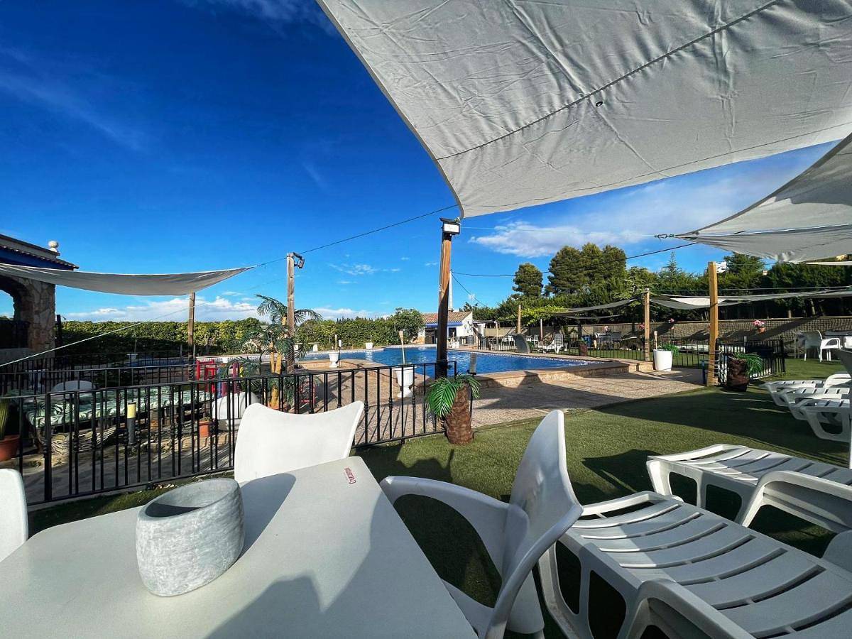 Apartamento vacacional entero, Basic Triple Room with Shared Bathroom in Albacete, Provincia de Albacete