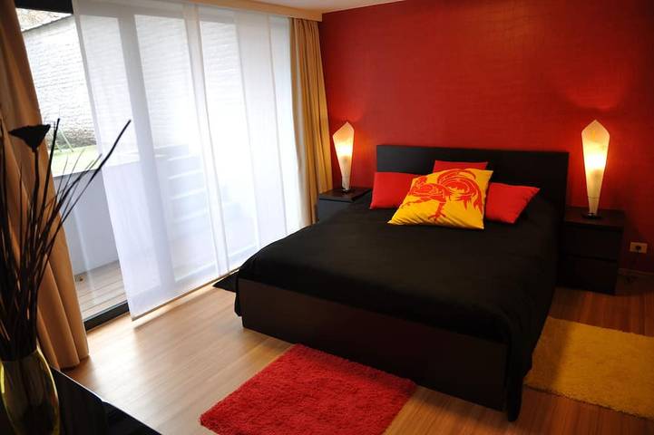 Ferienwohnung für 6 Personen, mit Whirlpool und Garten