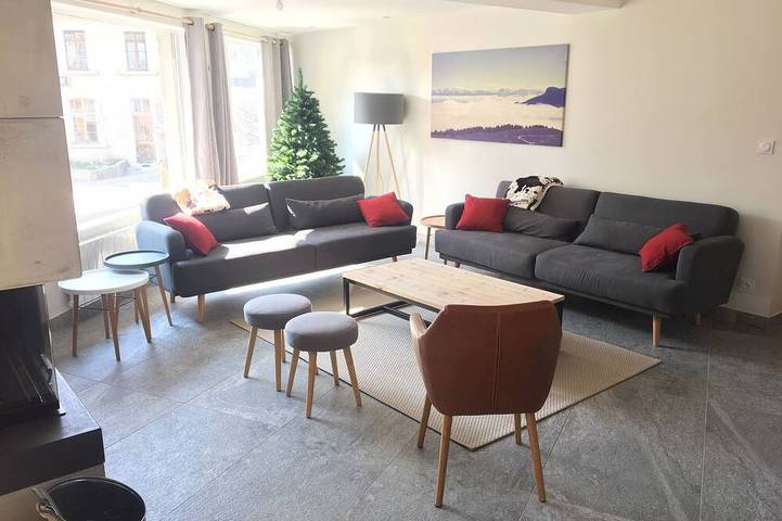 Location de vacances pour 10 personnes, avec balcon à Corrençon-en-Vercors