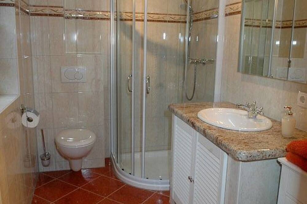 Ganze Wohnung, Ferienwohnung 1 - Ferienwohnung Weidengrund Burg Kauper in Byhleguhre, Byhleguhre-Byhlen