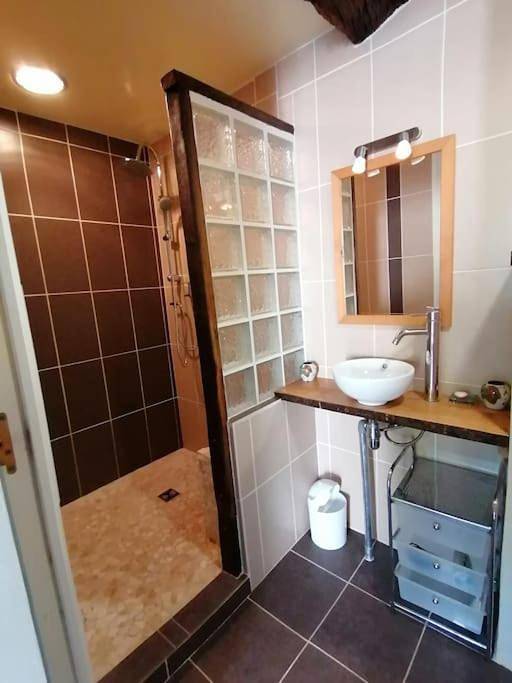 Appartement entier, Charmant studio au cœur du Quercy in Varaire, Quercy