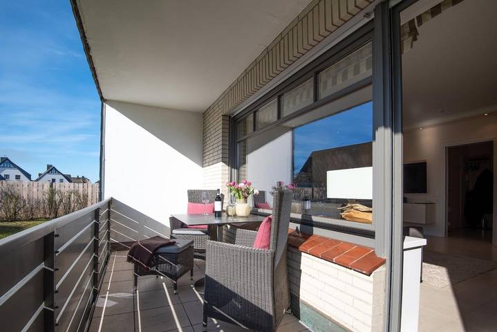 Ganze Wohnung, Moderne, strandnahe 2-Zimmer Ferienwohnung mit ca. 50 m², für bis zu 2 Personen in Nordfriesische Inseln (Schleswig-Holstein) (Schleswig-Holstein), Wenningstedt