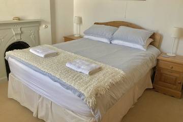 Holiday Home for 12 People in Bude, Cornwall, Photo 3