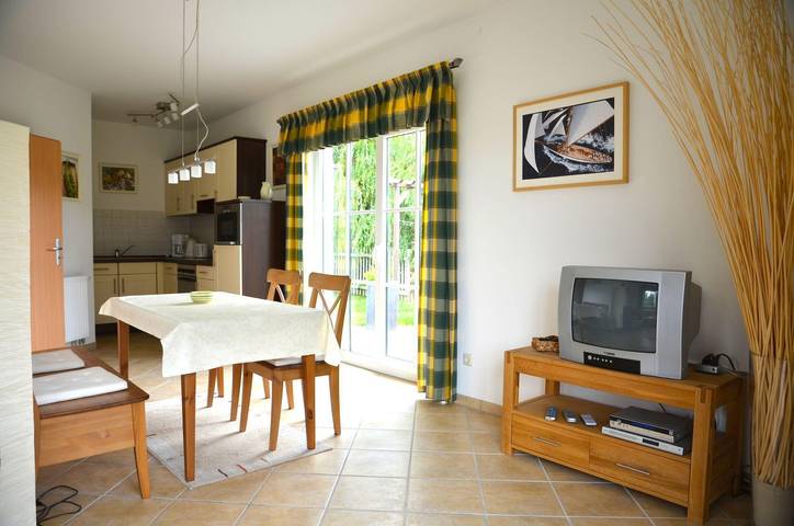 Ferienhaus für 4 Personen, mit Terrasse und Garten in Glowe - 3
