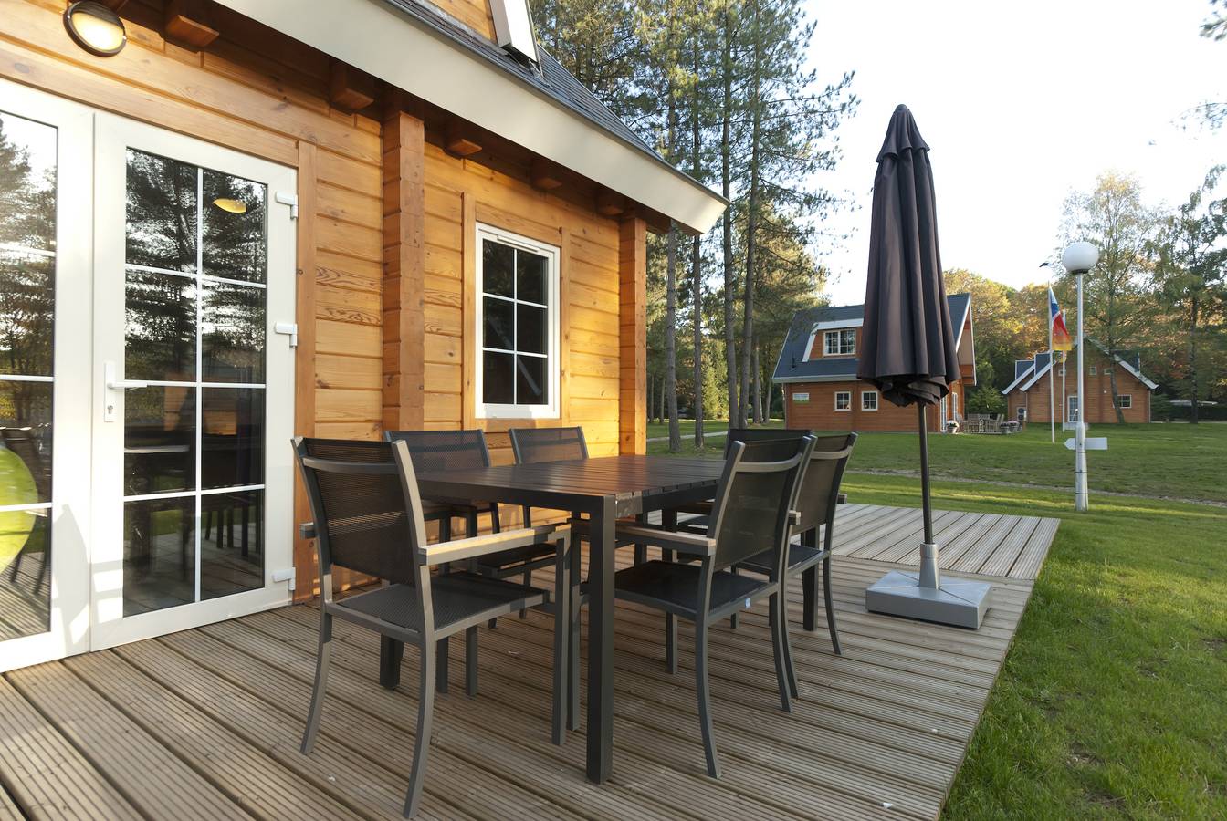 Bungalow für 6 Personen mit Balkon/Terrasse in Zutendaal, Hasselt und Umgebung