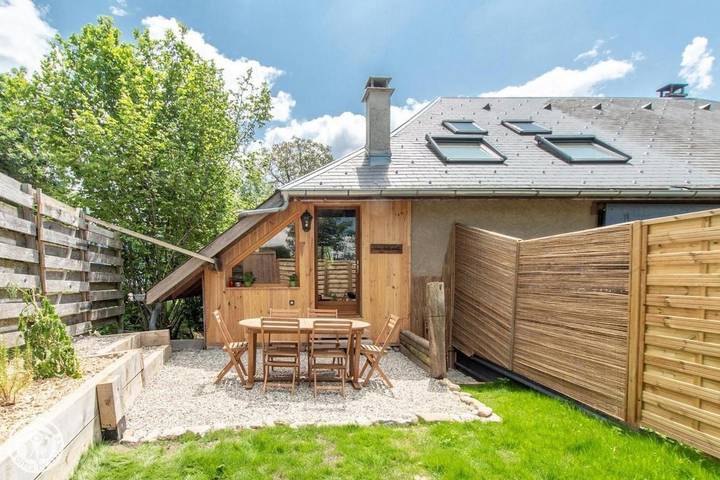 Location de vacances pour 7 personnes, avec terrasse à Groisy - 4
