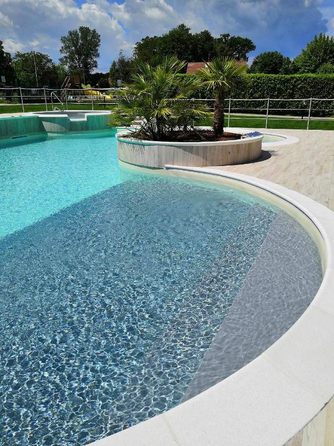Camping Rose in Dormelletto, Lago Maggiore (Piemont)