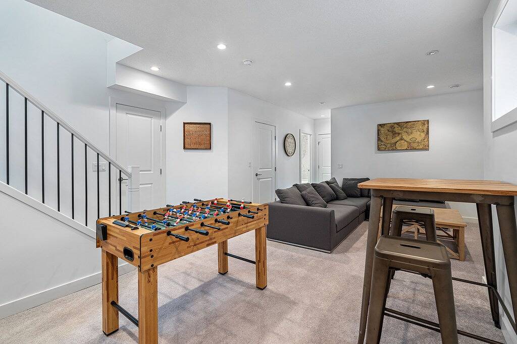 Luxurious Spacious Private House near City Centre in Calgary, Kanadische Rocky Mountains