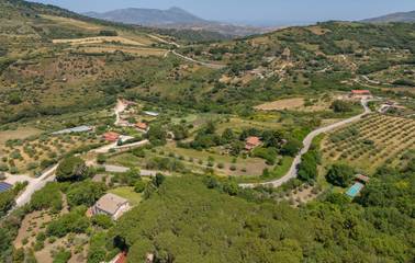 Vacation Rental for 10 Guests in Alia, Palermo Province, Picture 2