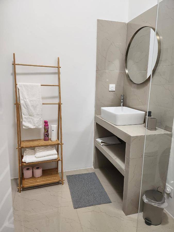 Gîte pour 6 personnes, avec terrasse à Orthez - 4