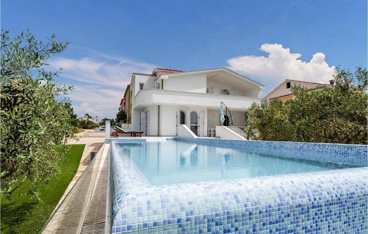Ferienhaus für 10 Personen, mit Pool in Povljana - 2