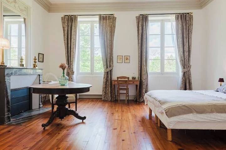 Château pour 14 personnes, avec jardin dans les Landes - 4