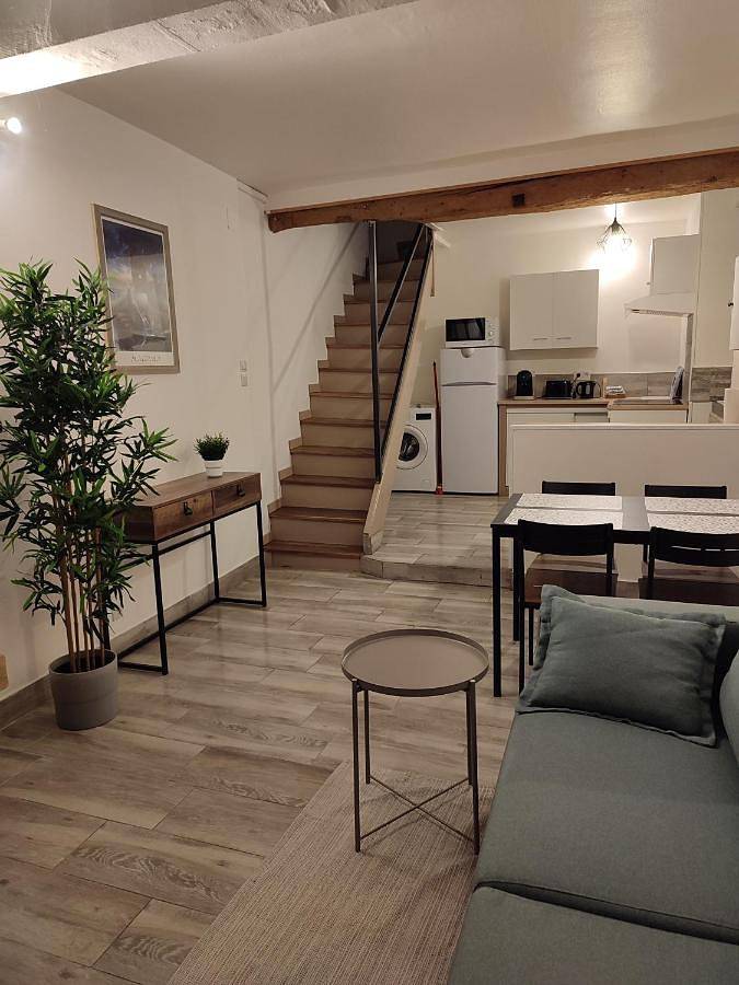 Location de vacances pour 4 personnes, avec vue et jardin, animaux acceptés à FA - 2