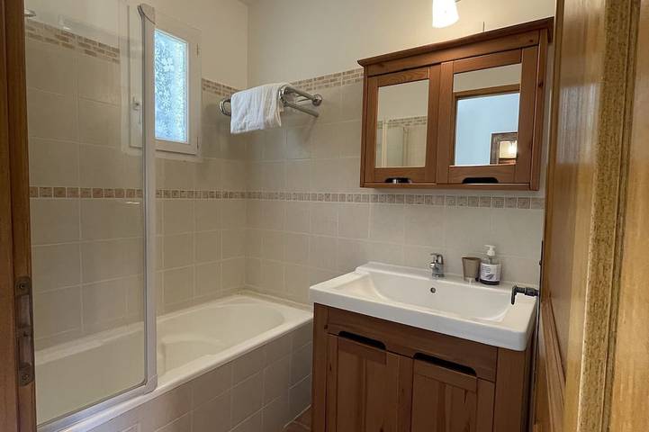 Location de vacances pour 4 personnes, avec terrasse et jardin à Sollacaro - 4