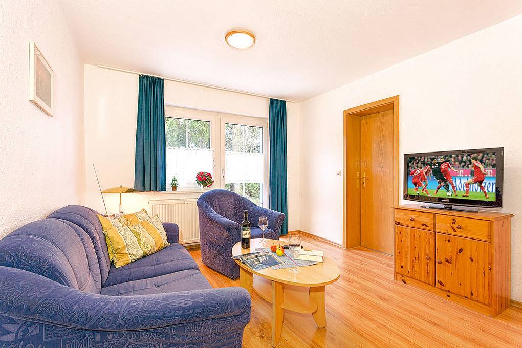 Apartamento vacacional entero, Villa Idyll, Gartenhaus, Whg. 655 in Sellin, Rügen