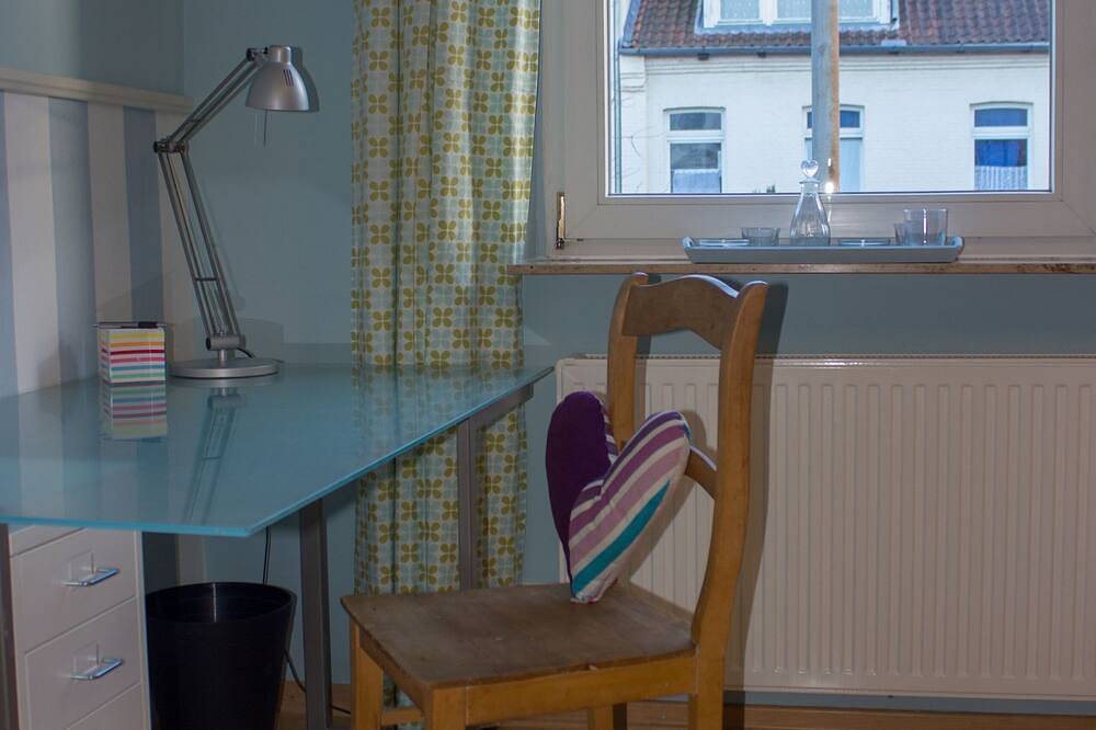 Ganze Wohnung, Charmante Innenstadtwohnung: Stadtflucht Lüneburg in Lüneburg, Nordheide