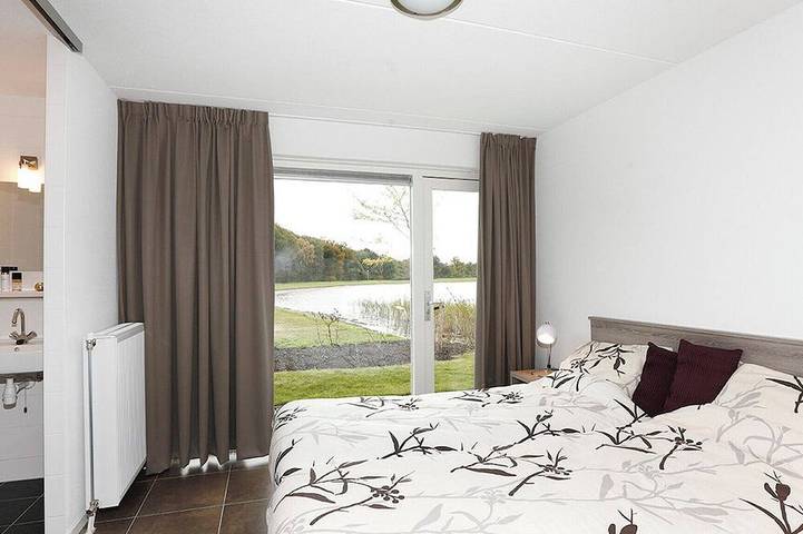 Detached bungalow for 6 persons in Tynaarlo, Drenthe