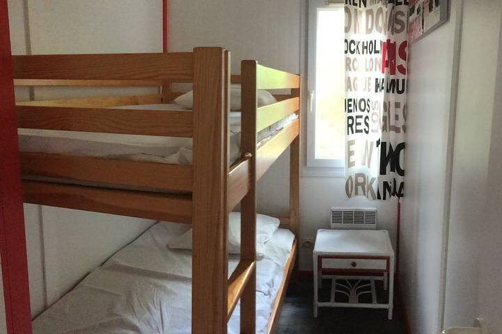 Gîte pour 6 personnes, avec Jacuzzi et Terrasse ainsi que Piscine et Sauna à Le Porge - 2