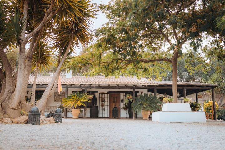 Casa rural para 8 personas, con piscina además de jardín y vistas en La Zubia - 4