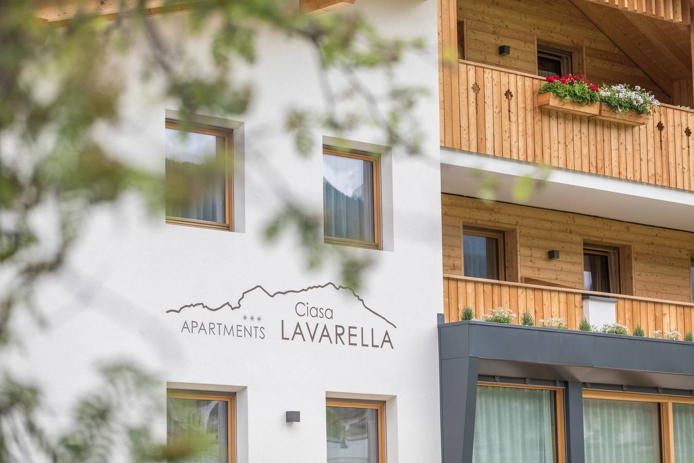 Ganze Wohnung, 3-Zimmer Ferienwohnung Erta mit Bergblick, Wlan & Terrasse in San Vigilio di Marebbe, Enneberg