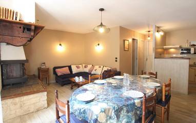 Gîte pour 7 personnes, avec jardin dans Gabas