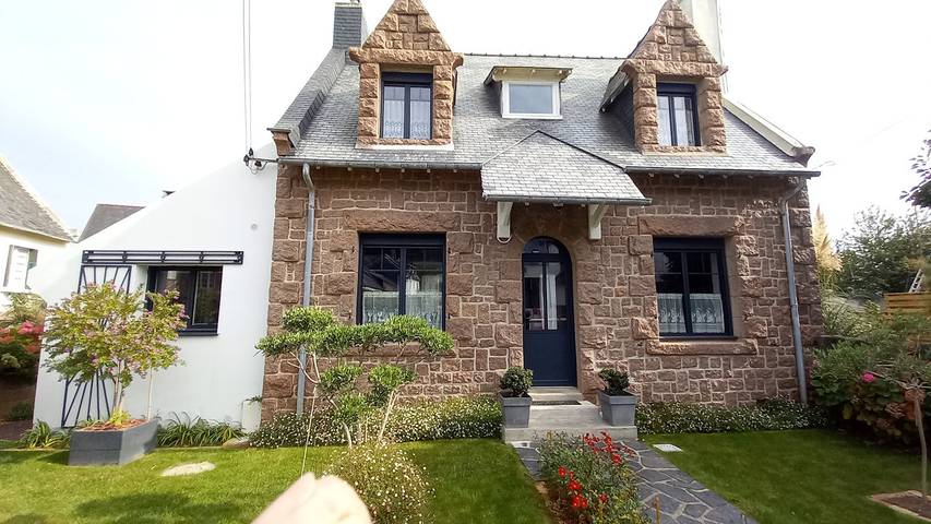 Gîte pour 6 personnes, avec terrasse et jardin