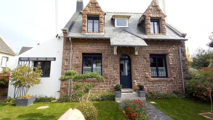 Gîte pour 6 personnes, avec terrasse et jardin dans Port du Linkin