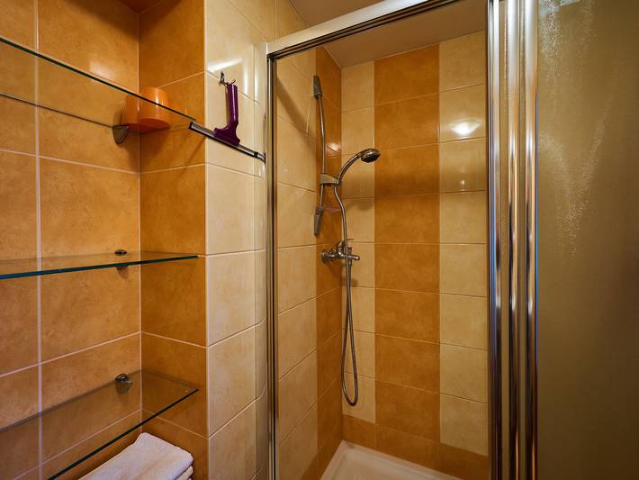 Ferienhaus für 4 Personen, mit Ausblick und Balkon sowie Garten in Tschechien - 3